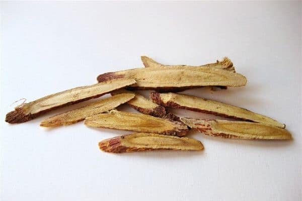 sliced licorice root