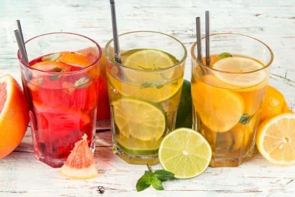 sun tea with mint and fruits