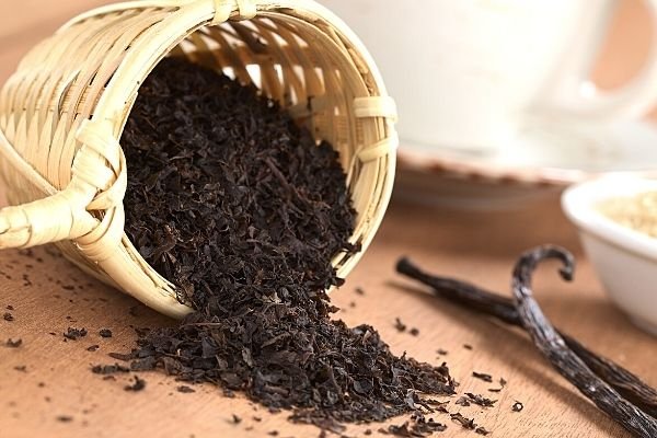 black loose leaf tea