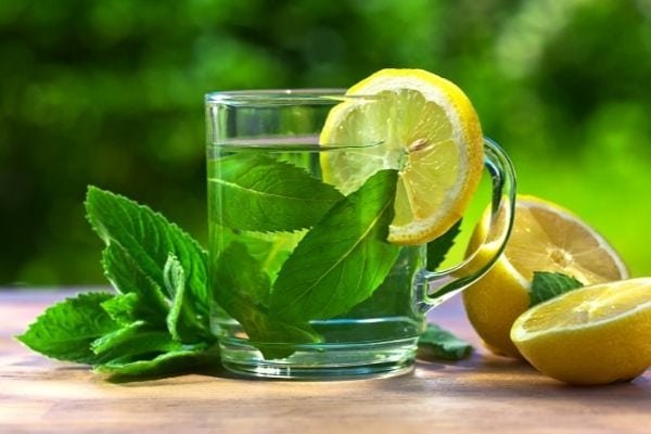 Peppermint Tea with Lemon