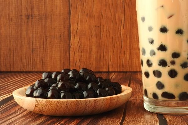 bubble tea and boba pearls